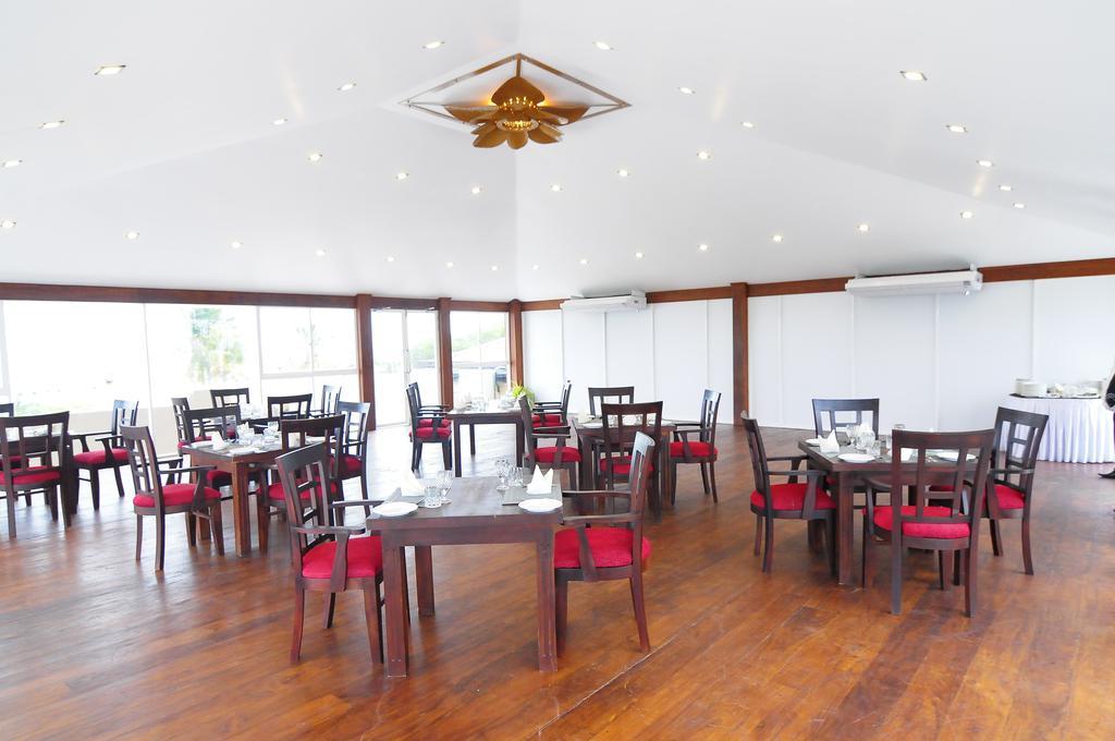 Seeduwa Onreech Hotel מראה חיצוני תמונה